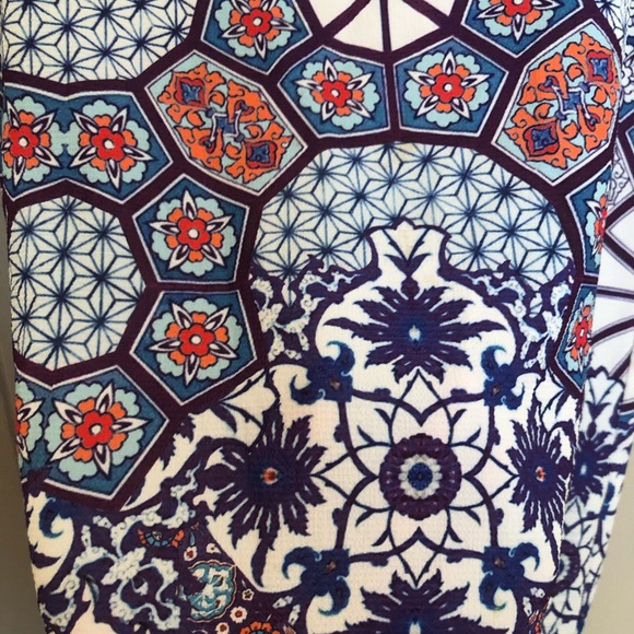 XS MinkPink t-shirt dress! Great condition - Picture 4 of 6